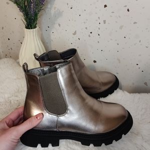 Stunning metallic booties
